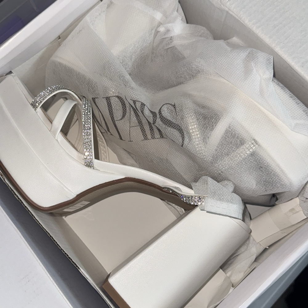 White Strappy Platform Heels - Picture 5 of 7